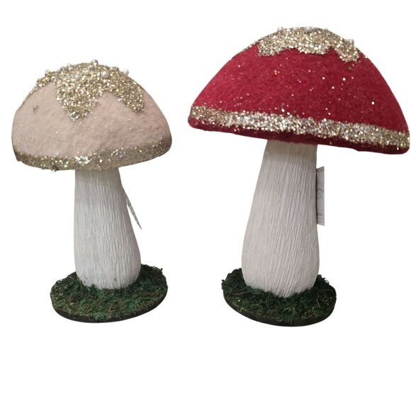 Decorative Glitter Felt Mushroom set. Red white and gold mushroom decor - Picture 3 of 6